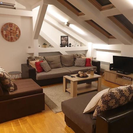 Sara Apartment Beograd Bagian luar foto