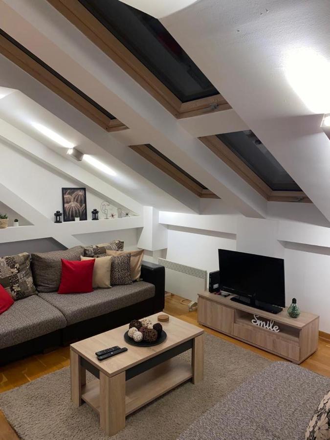 Sara Apartment Beograd Bagian luar foto